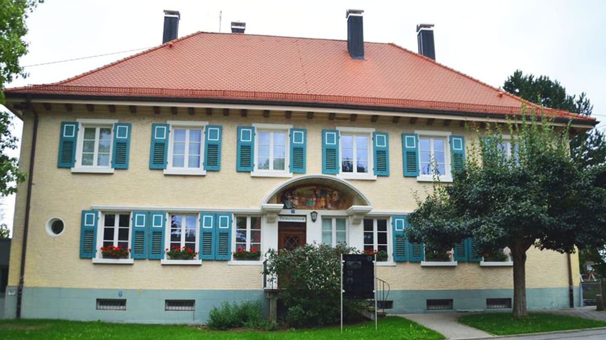 Heimatmuseum/Kindergarten und ehem. Ordens Schwesternhaus