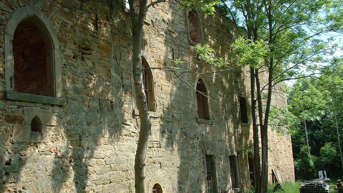 Schlossruine Wässerndorf