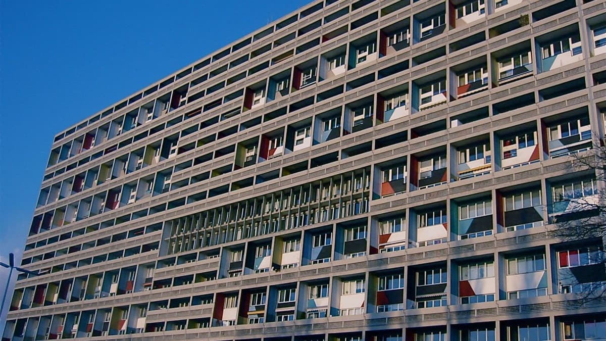 Corbusierhaus, Westfassade