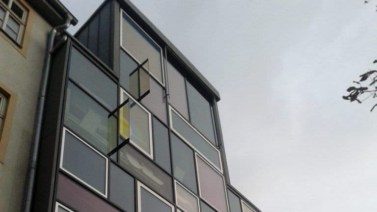 Glasfassade des Stadtspeichers Jena