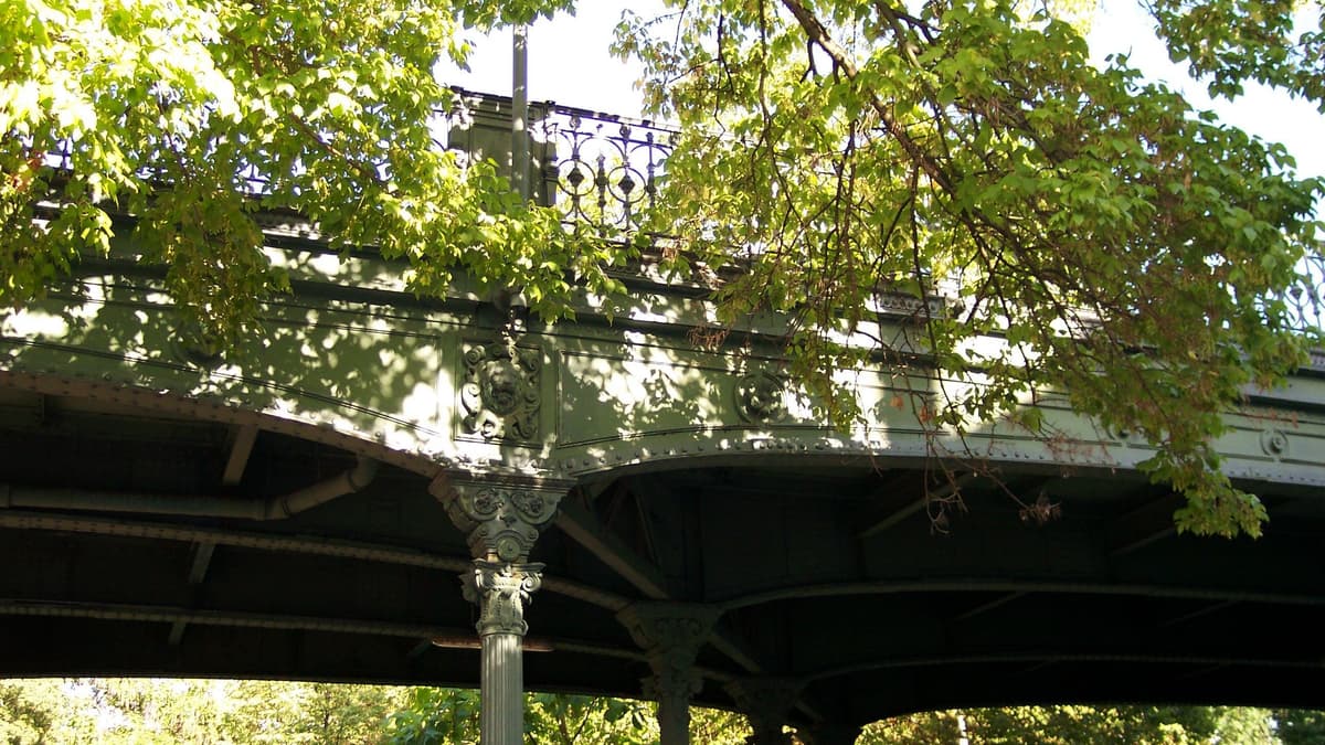 Die Hirschbrücke