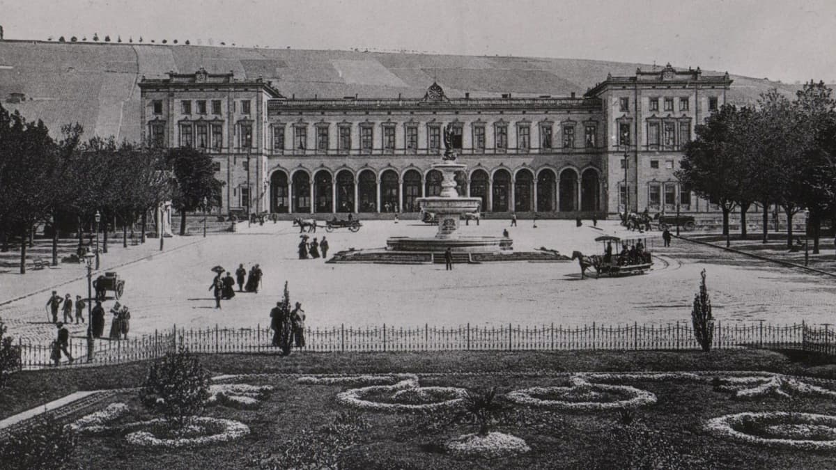 Hauptbahnhof vor der Zerstörung 1945