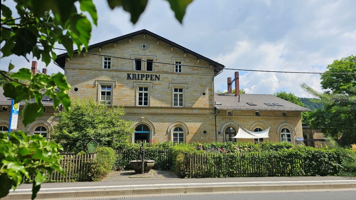 Bahnhof Krippen Straßenseite