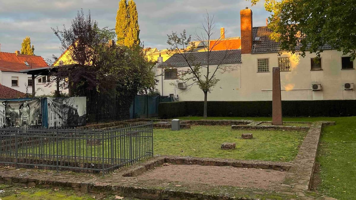 Synagogenplatz
