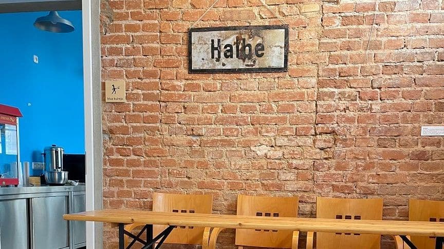 Empfangshalle Esperanto Stacio