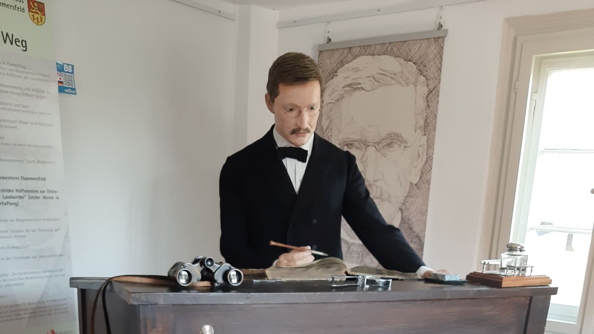 Schreibpult von F.W. Raiffeisen im Raiffeisenhaus Flammersfeld