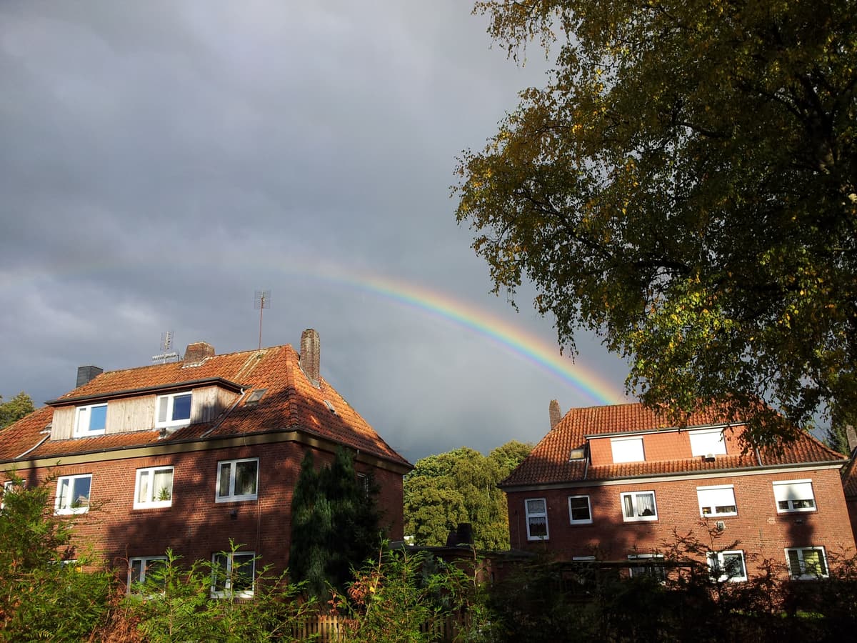 Regenbogen über der Breslauer Straße