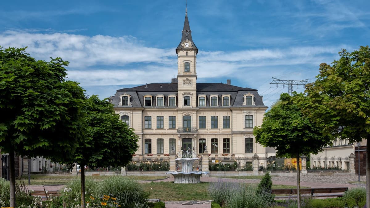 Schloss Schönefeld Vorderansicht
