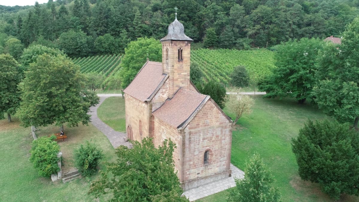 Nikolauskapelle Luftaufnahme