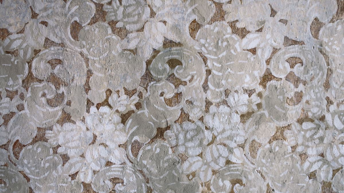 Restaurierte Wandmalerei aus der Renaissance im 1. Obergeschoss
