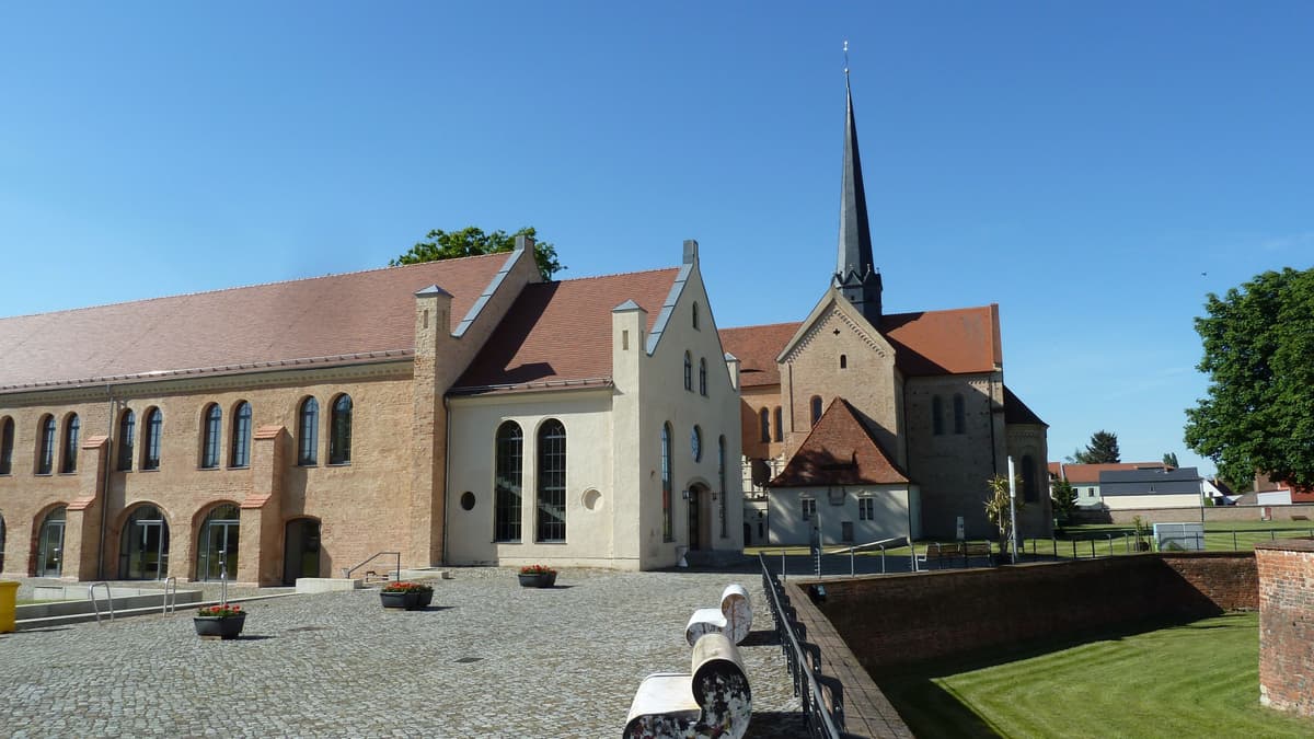 Klosterkirche und Refektorium