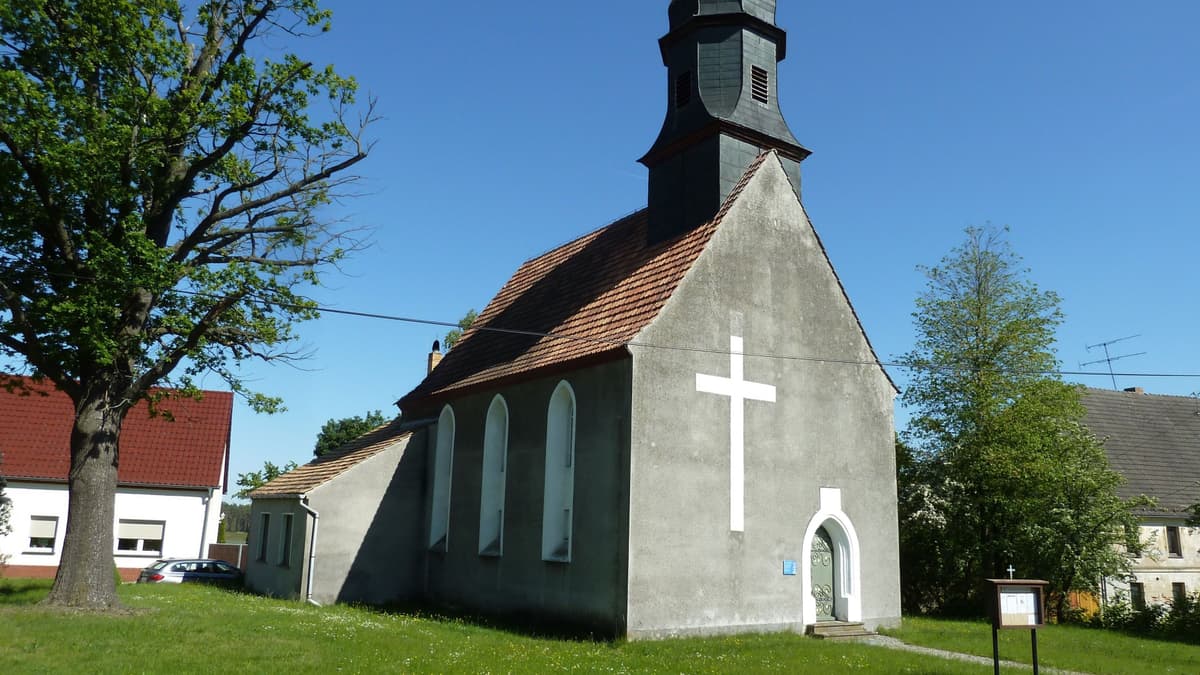Dorfkirche Dübrichen