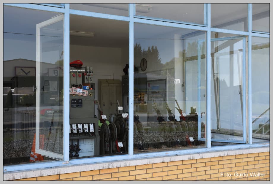 Blick in den Stellwerksraum