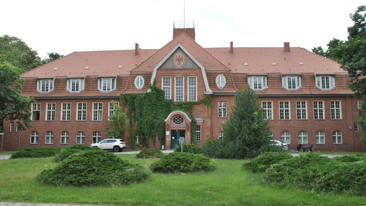 Verwaltungsgebäude