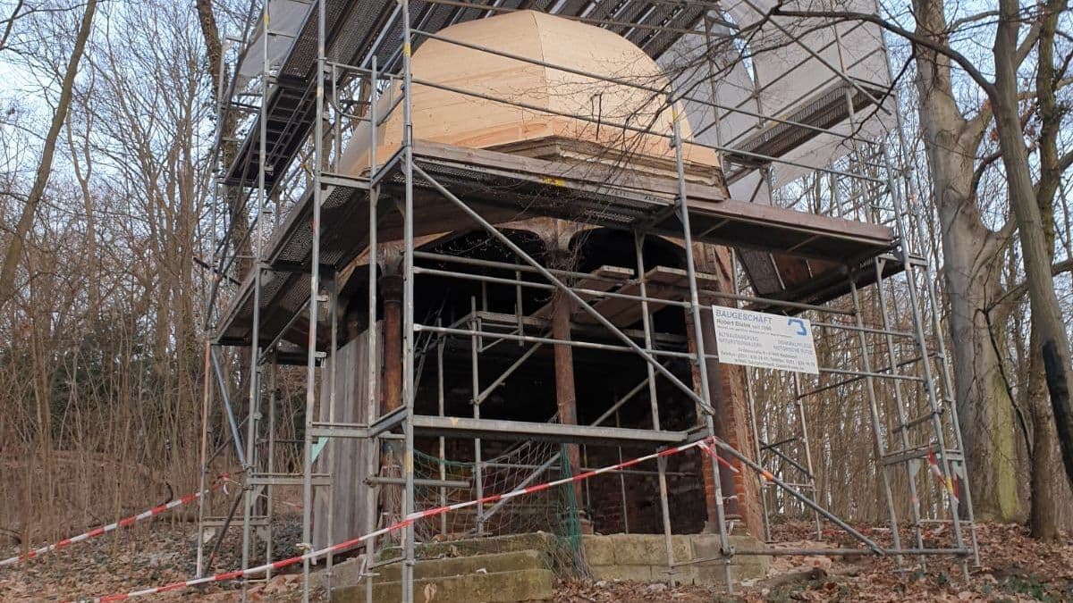 Pavillon während der Sicherung
