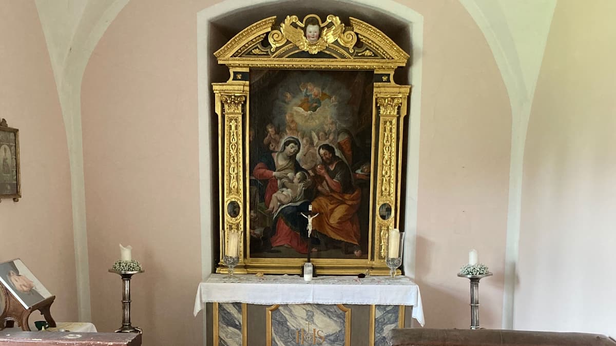 Schlosskapelle, Altar