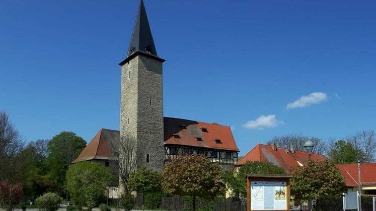 Die Wasserburg Niederrroßla, 2017