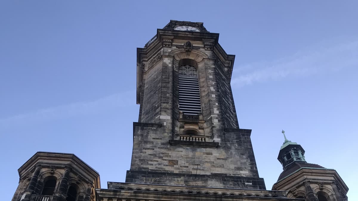 Turmfront