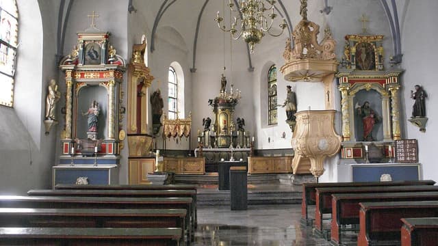 Alte Pfarrkirche (St. Mariä Geburt)