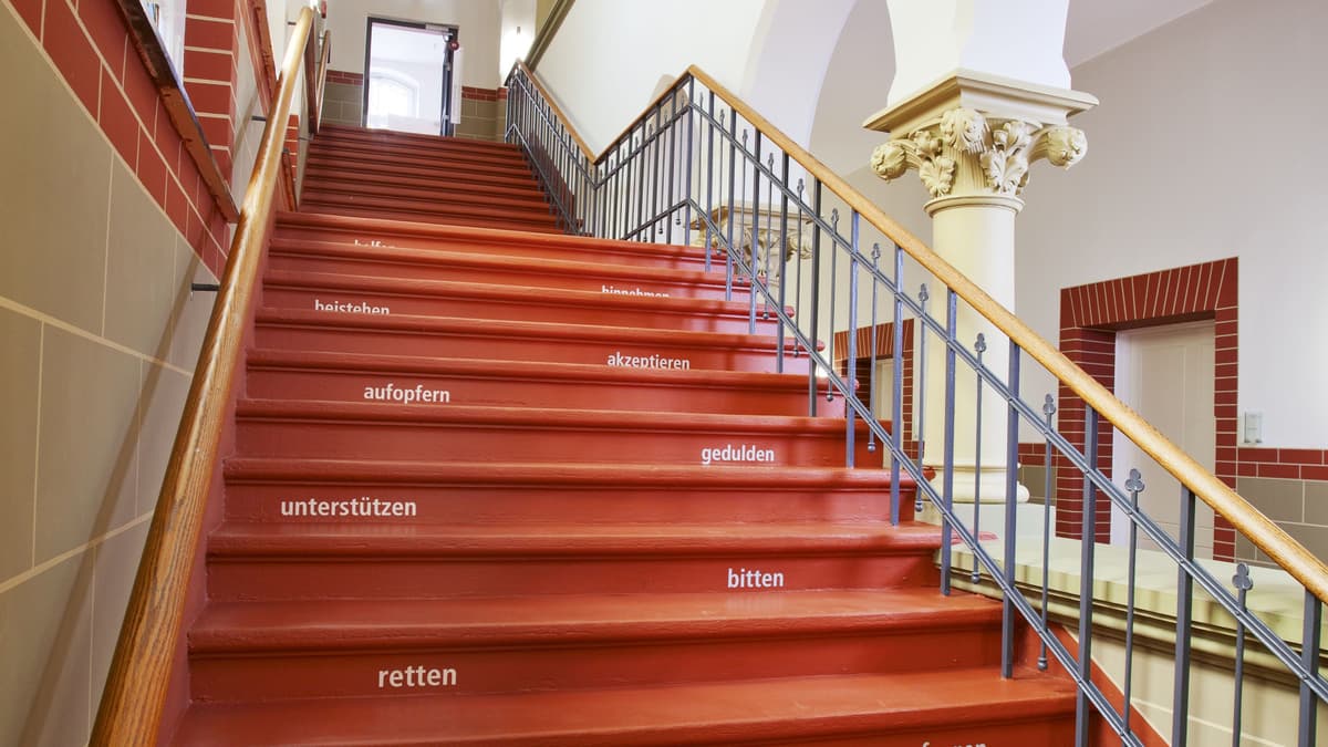 Treppe im Pflegemuseum Kaiserswerth
