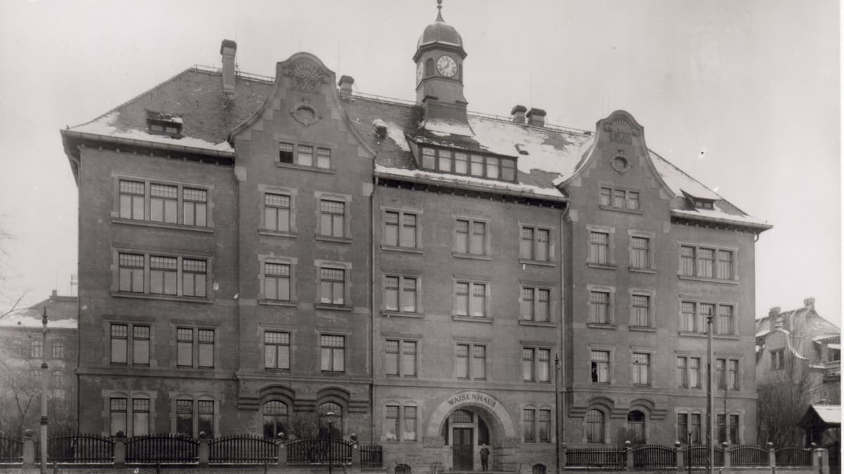 Das Haus der Demokratie um 1904