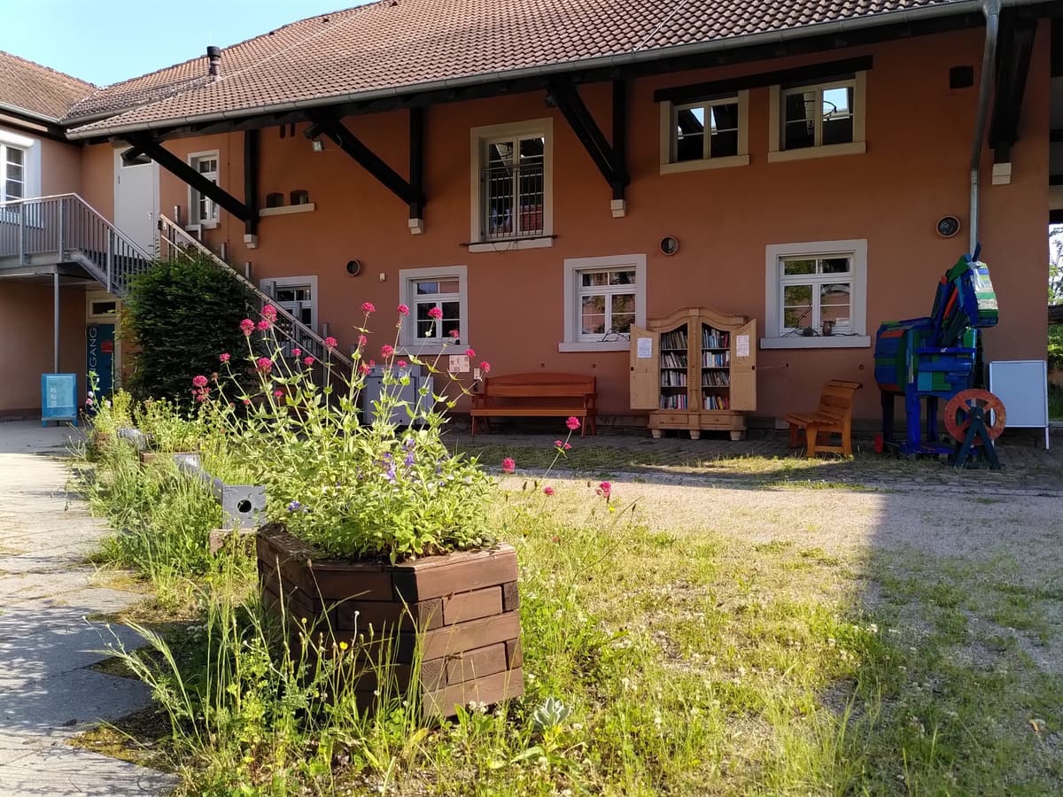 Illenau Werkstätten_Hofansicht