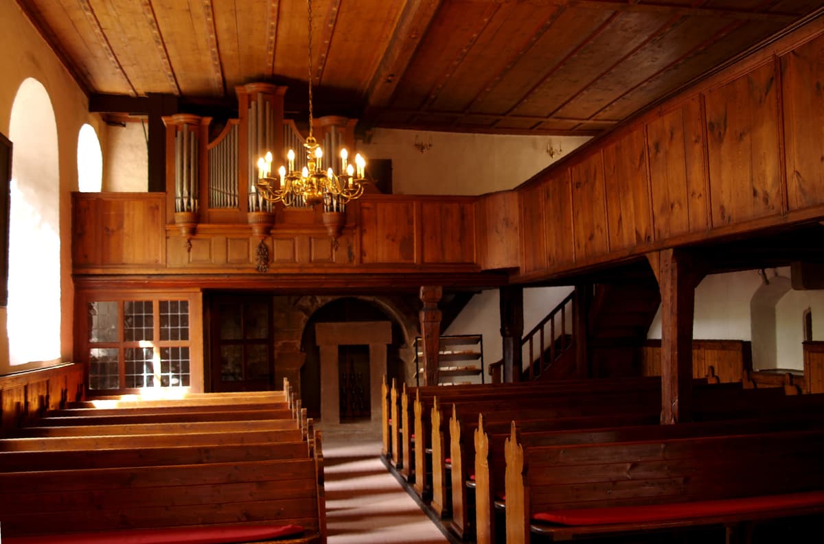 Innenraum auf Orgel Stephanskirche