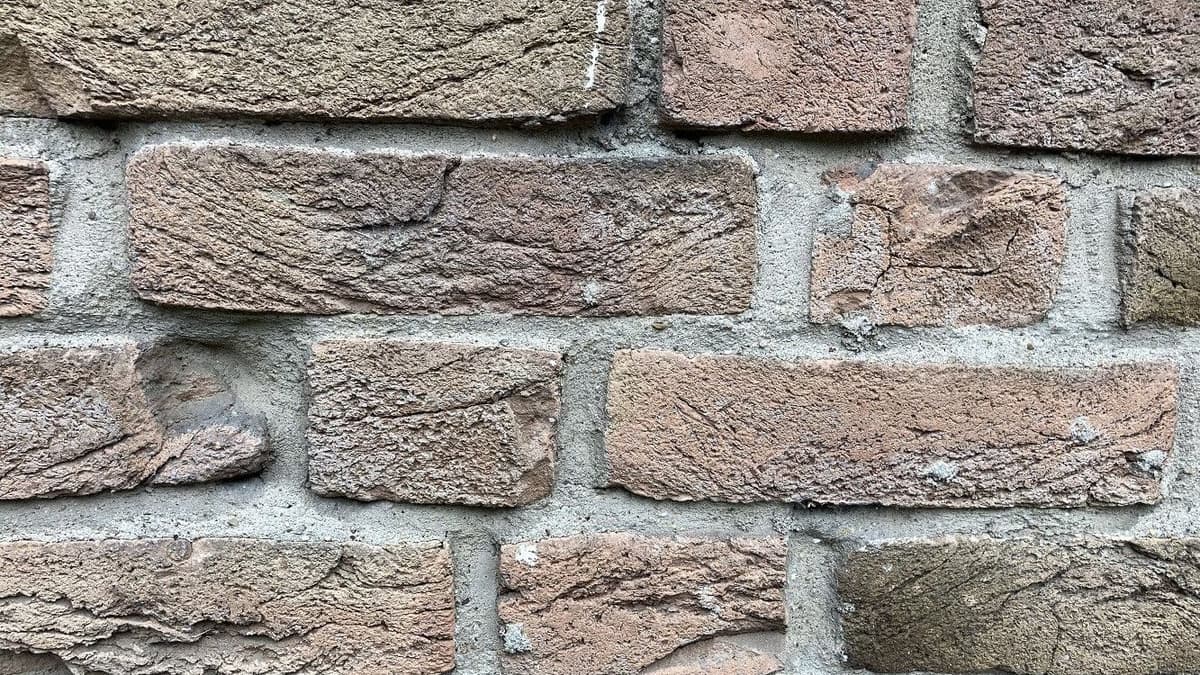 Handgeformte Ziegel
