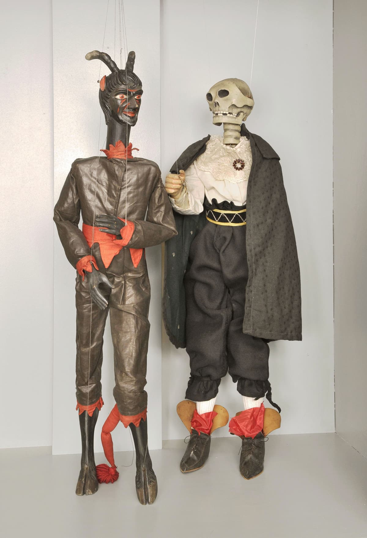 Marionetten "Tod und Teufel"