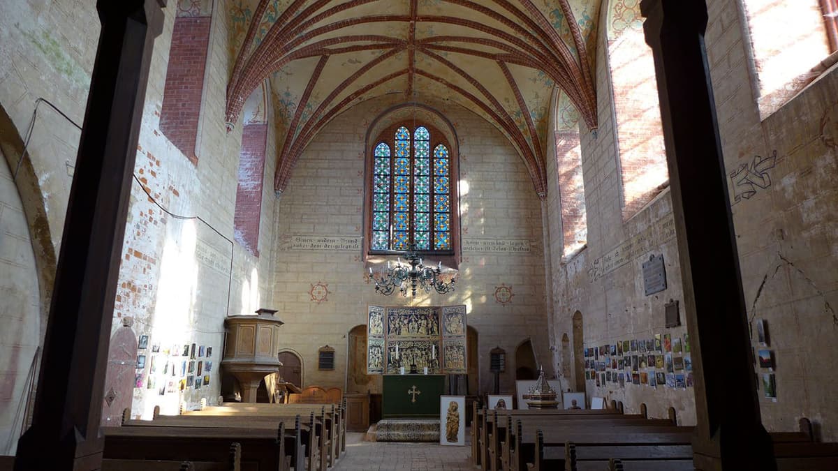Innenansicht Kirchenschiff