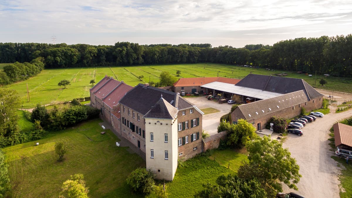 Haus Bürgel aus der Luft