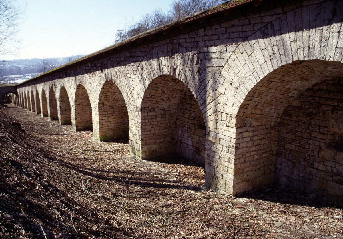 Escarpenmauer Werk X