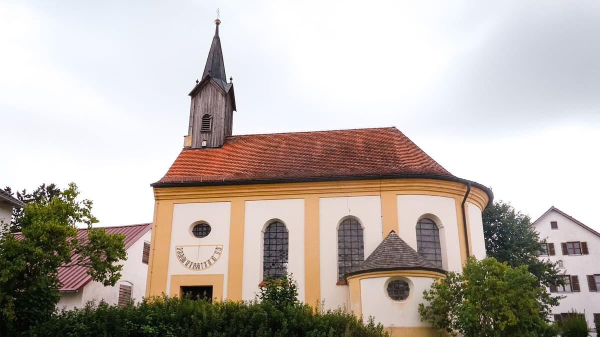 Außenansicht der Kirche