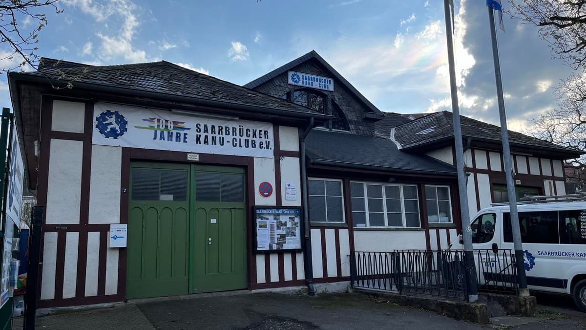 Bootshaus vorne