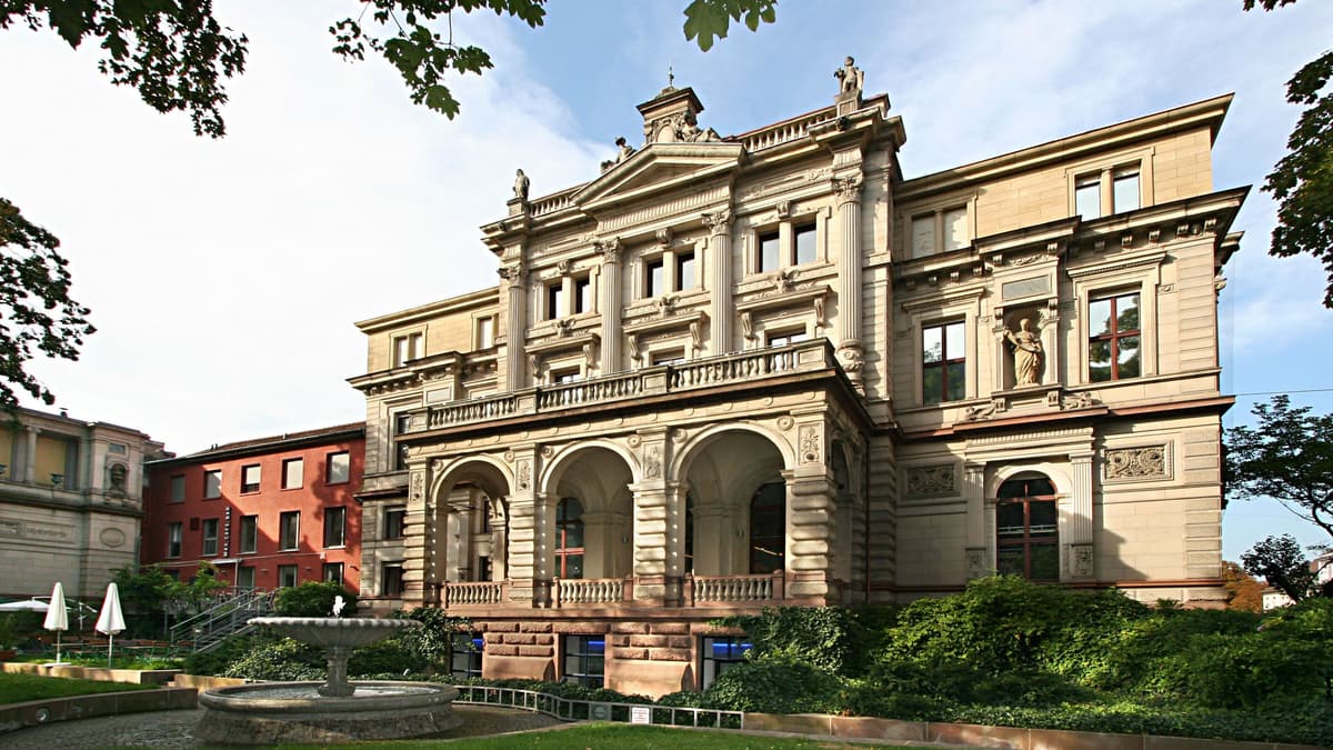 Prinz-Max-Palais