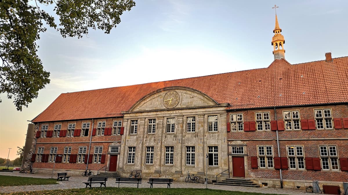 Klosterfront