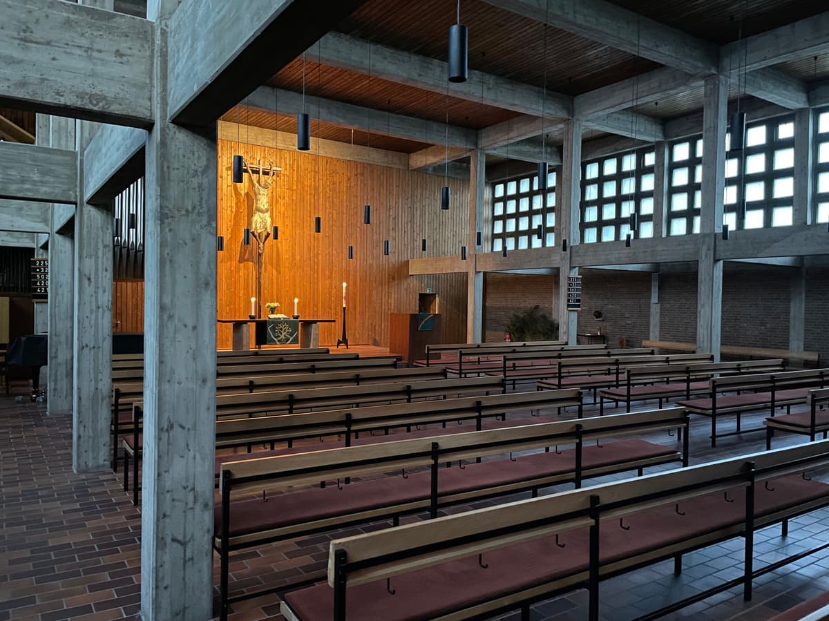 Innenraum der ev. Thomaskirche