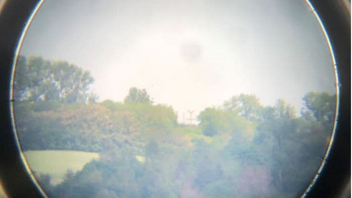 Blick durch das Fernrohr zur T17