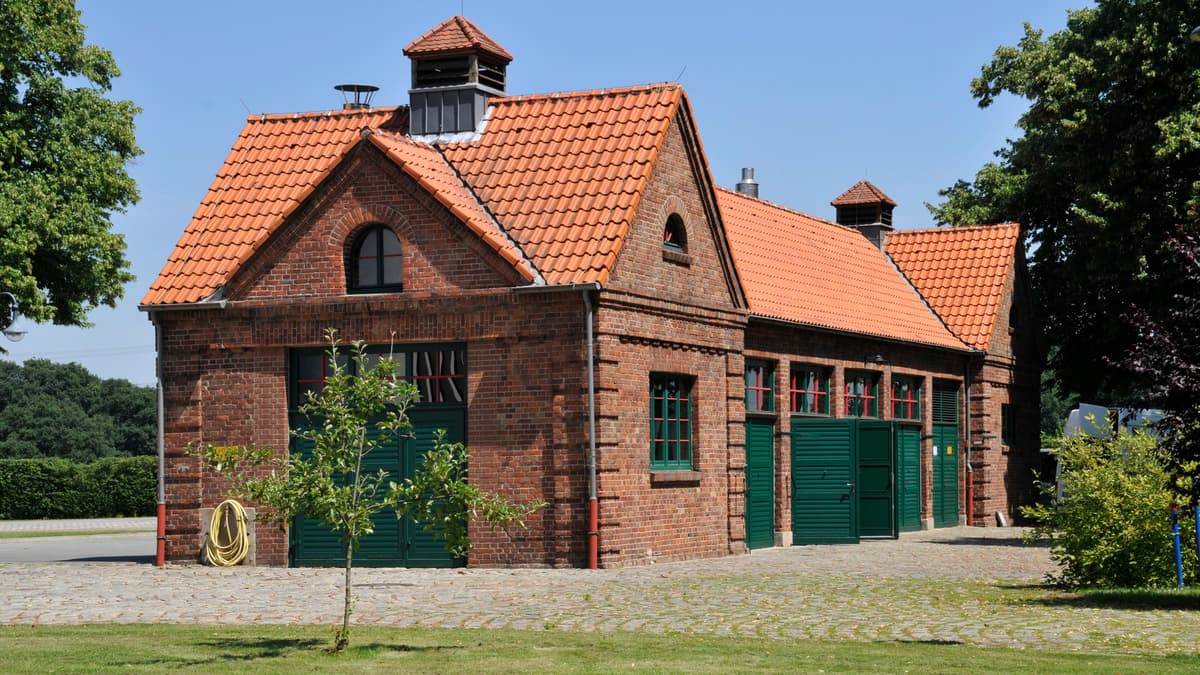 Alte Schmiede am historischen Wasserwerk Bockum