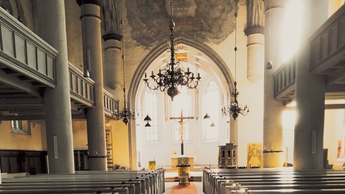 Kirche (innen)