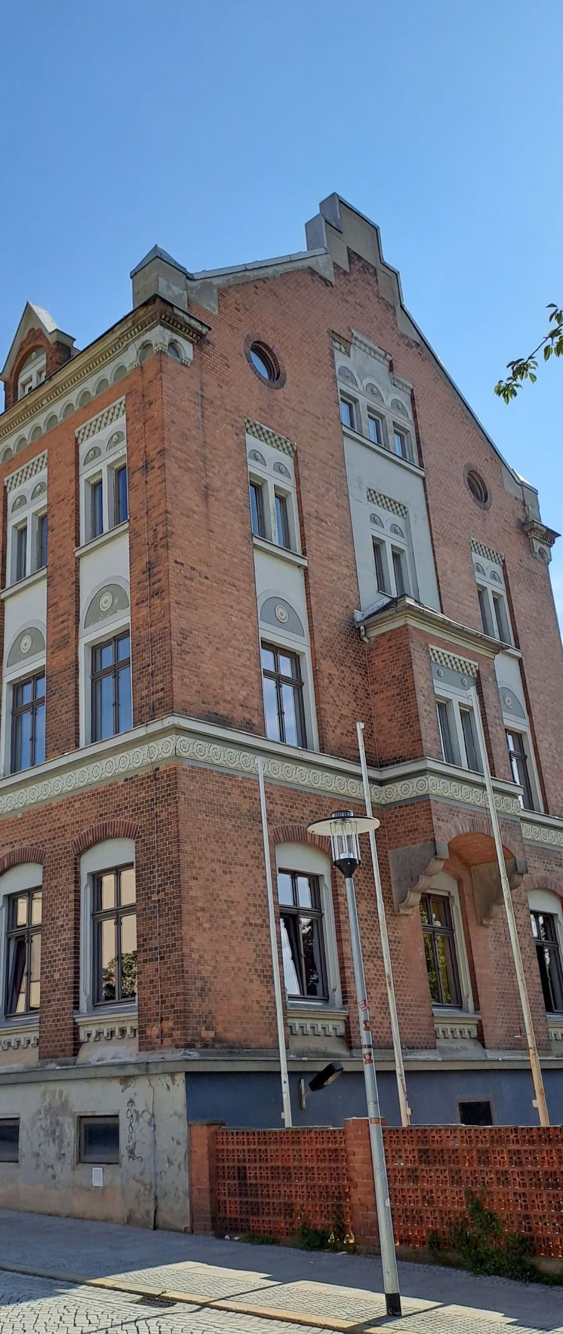 Ansicht Süd-West auf Florian-Geyer-Straße 17