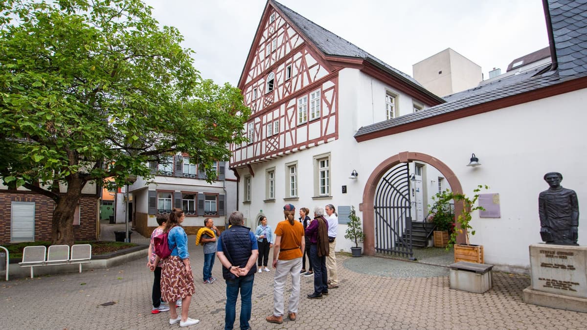Gästeführung am Stefan George Museum