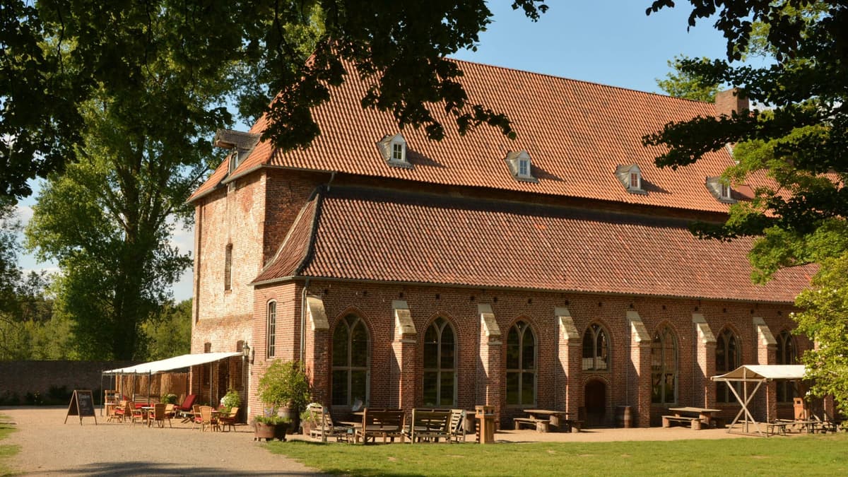 Hauptgebäude Klostercafé