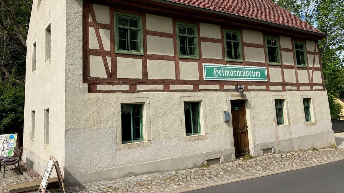 Gebäude