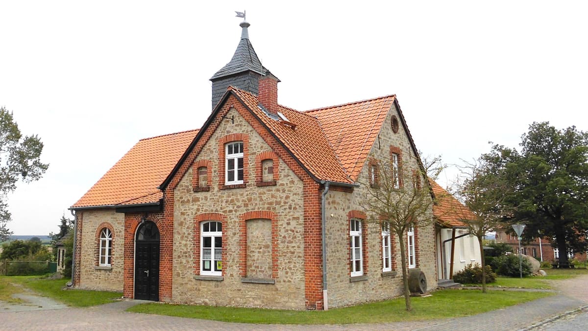 Belsdorf Kirche und Schule
