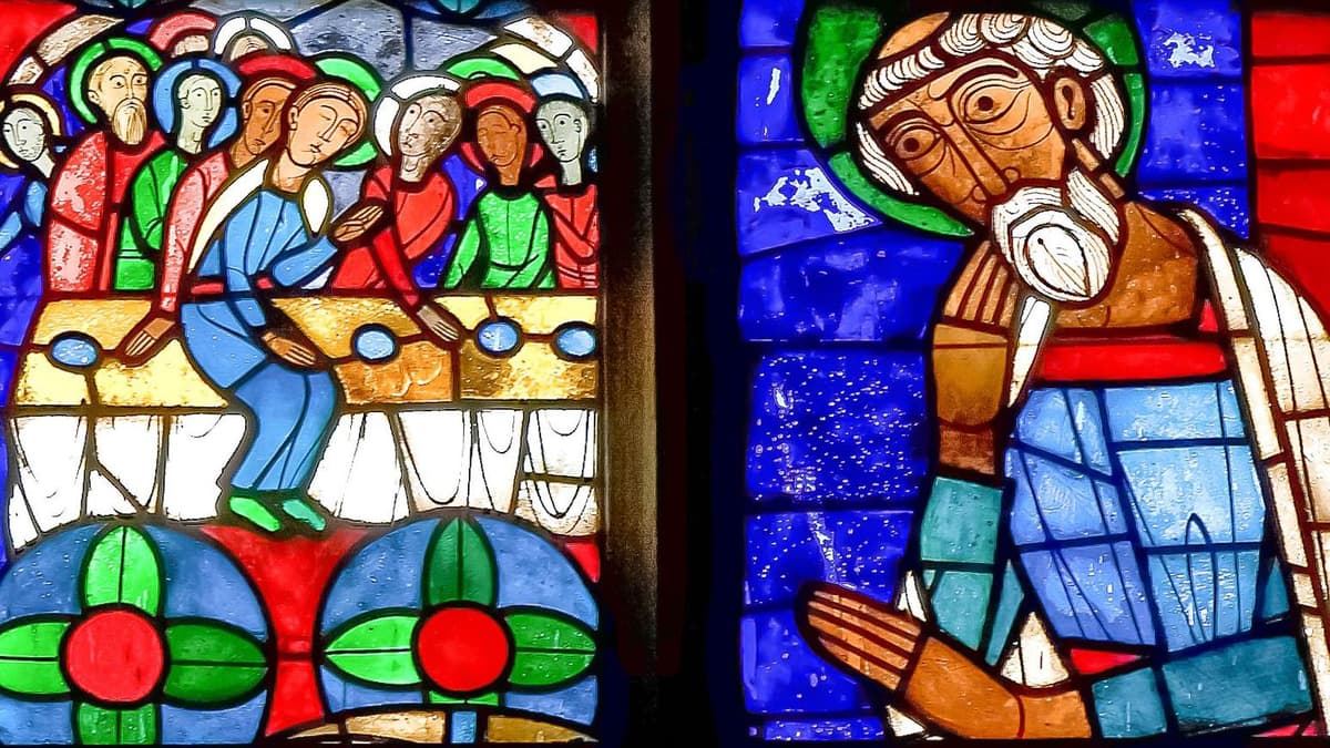 Chorfenster in St. Peter zu Syburg