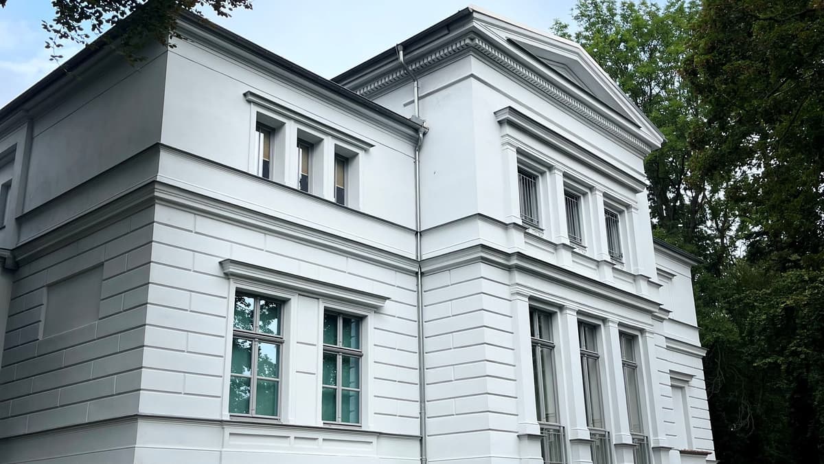 Villa von hinten