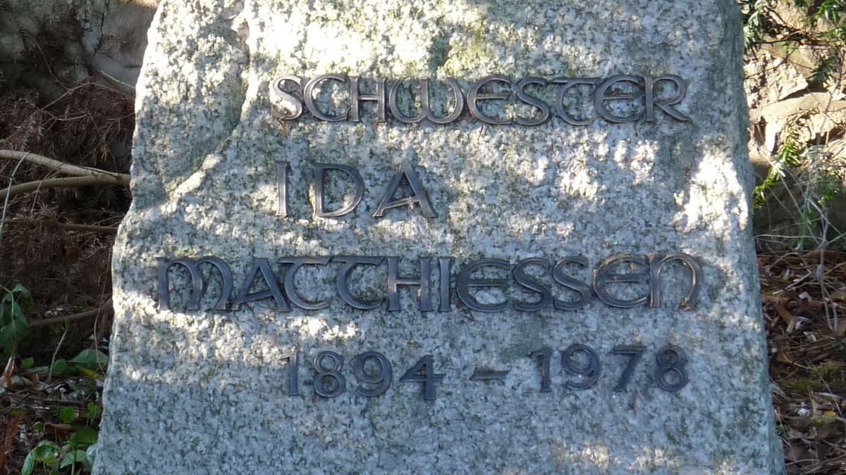 Grabstein Schwester Ida Matthießen