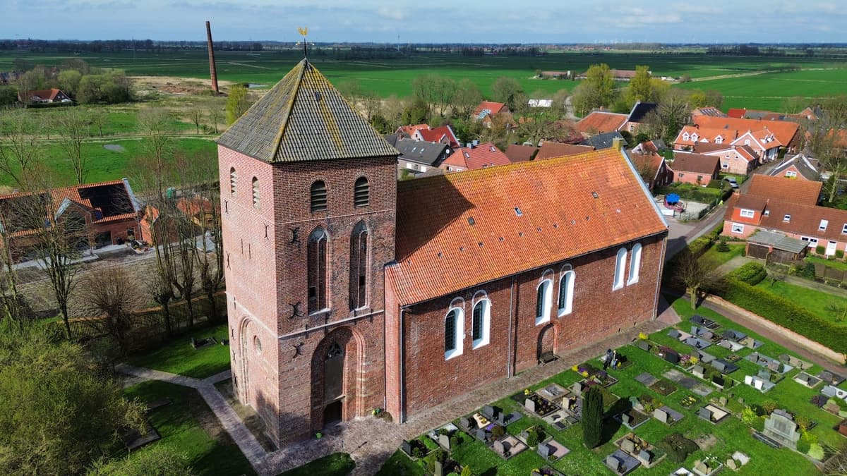 Kirchturm Uttum