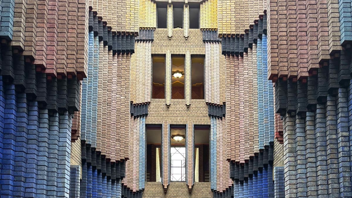 Peter-Behrens-Bau, Innenraum